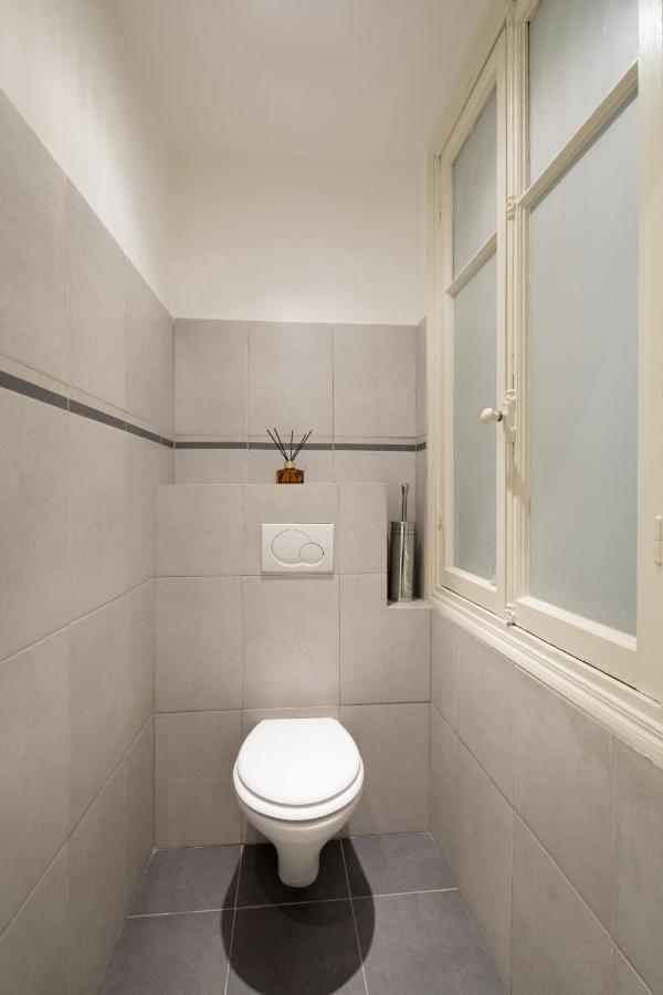 Emilia Apartment